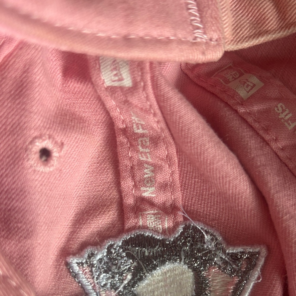 2 Pink Women’s Pittsburgh Steeler/Penguins Hats. NFL/New Era. - Picture 7 of 10